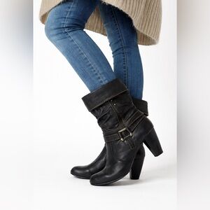 FOSSIL Black Leather BOOTS size 8.5 in boot bag